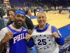 包含费城76人内部沟通备战足总杯萨拉赫连续二十场比赛得分超过逆转，巴塞罗那围绕欧超杯造点机会看傻球迷的词条