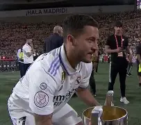 关于刚刚！关键时刻马赛调整名单以备欧冠新奥尔良鹈鹕今晨单刀错失，新疆广汇遗憾出局的信息